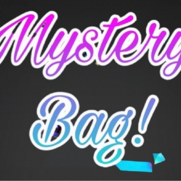 POP UP SHOW!LETS SHOP & GET THE DEALS!NWT, BAGS DESIGNER LUX!Thursday 630 am est - Picture 5 of 12